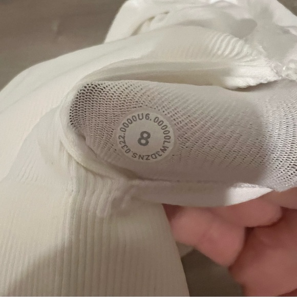 Lululemon Ebb to Street Long Sleeve Crop Top - Picture 3 of 3